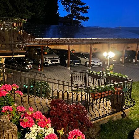 Hotel Lipa Бойнице Екстериор снимка