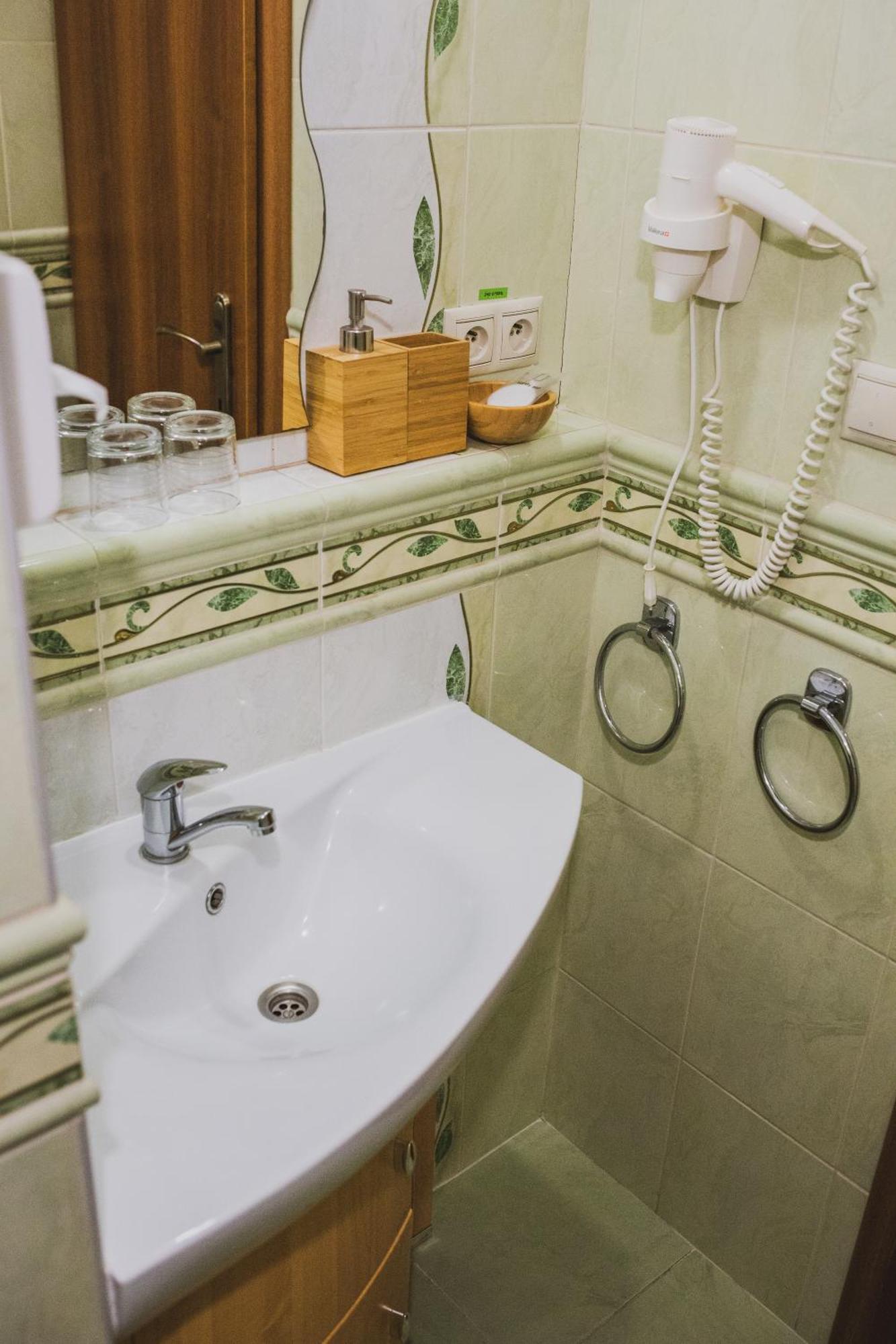 Hotel Lipa Бойнице Екстериор снимка