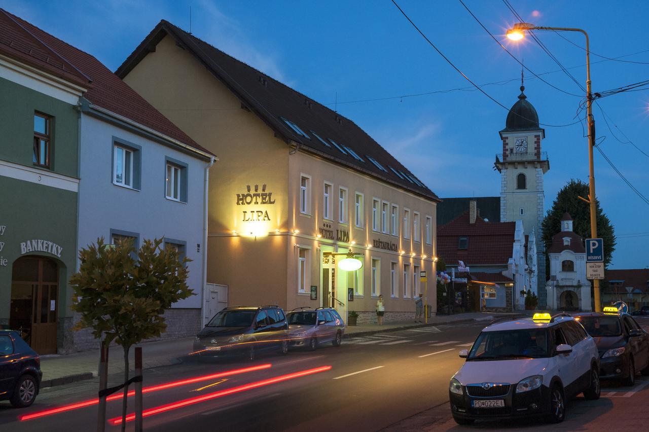 Hotel Lipa Бойнице Екстериор снимка