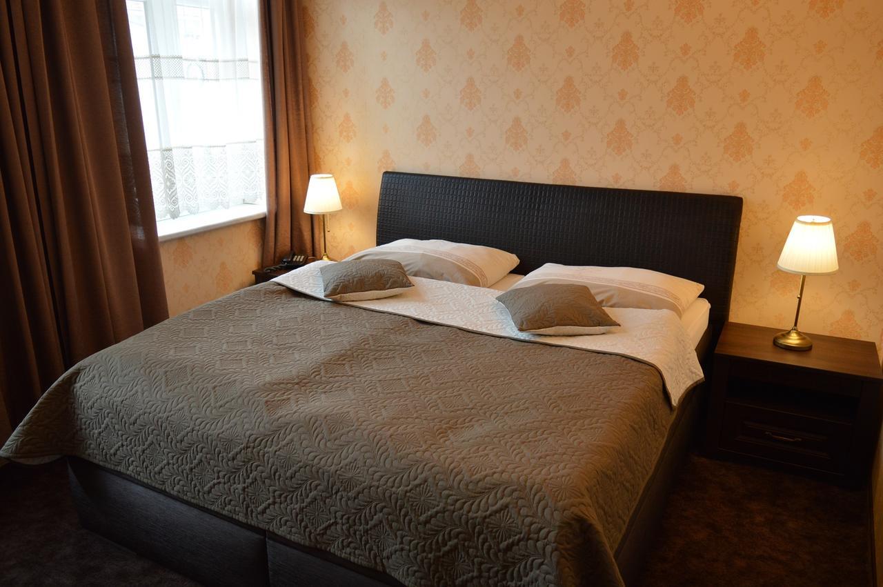 Hotel Lipa Бойнице Екстериор снимка
