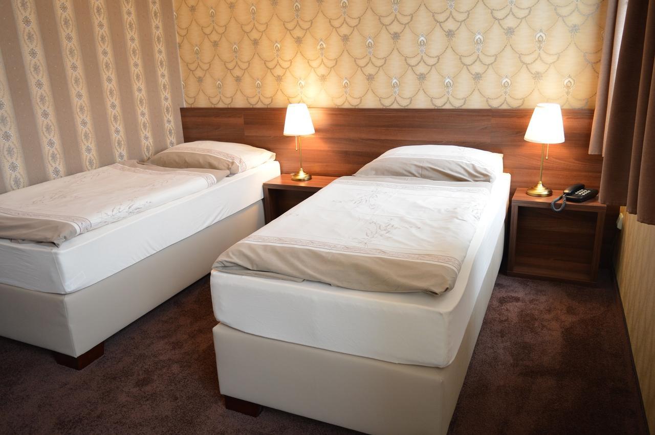 Hotel Lipa Бойнице Екстериор снимка