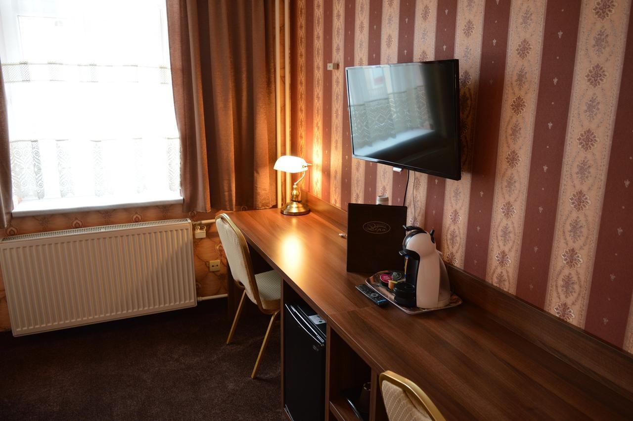 Hotel Lipa Бойнице Екстериор снимка